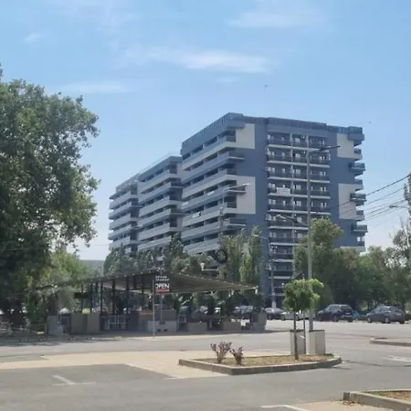 Apartment Seaanne - Apartament La Mare In Centrul Statiunii mamaia