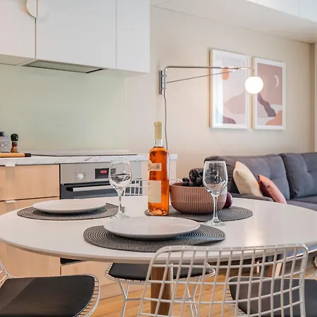 Seaanne - Apartament La Mare In Centrul Statiunii mamaia