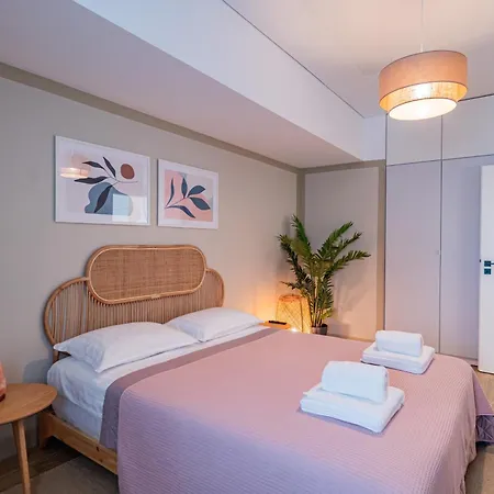 Apartment Seaanne - Apartament La Mare In Centrul Statiunii mamaia *