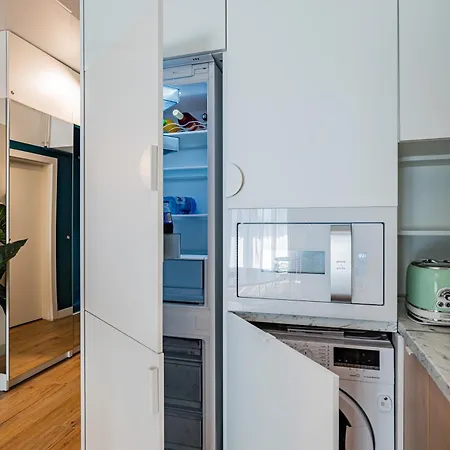 Apartman Seaanne - La Mare In Centrul Statiunii mamaia *