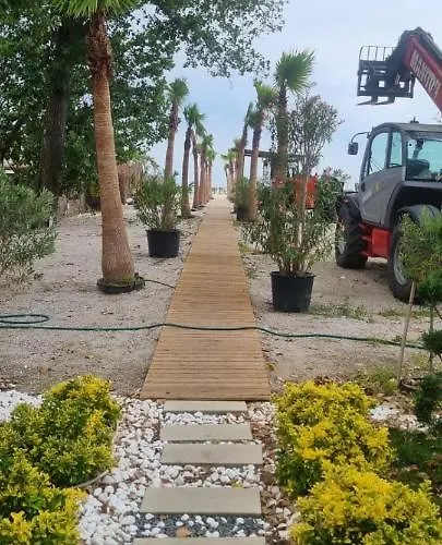 Seaanne - La Mare In Centrul Statiunii mamaia Mamaia