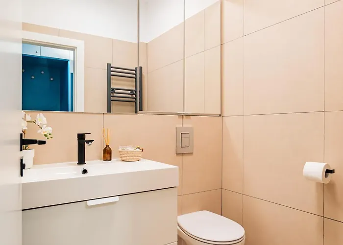 Seaanne - La Mare In Centrul Statiunii mamaia *