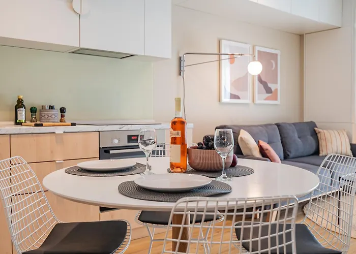 Seaanne - La Mare In Centrul Statiunii mamaia